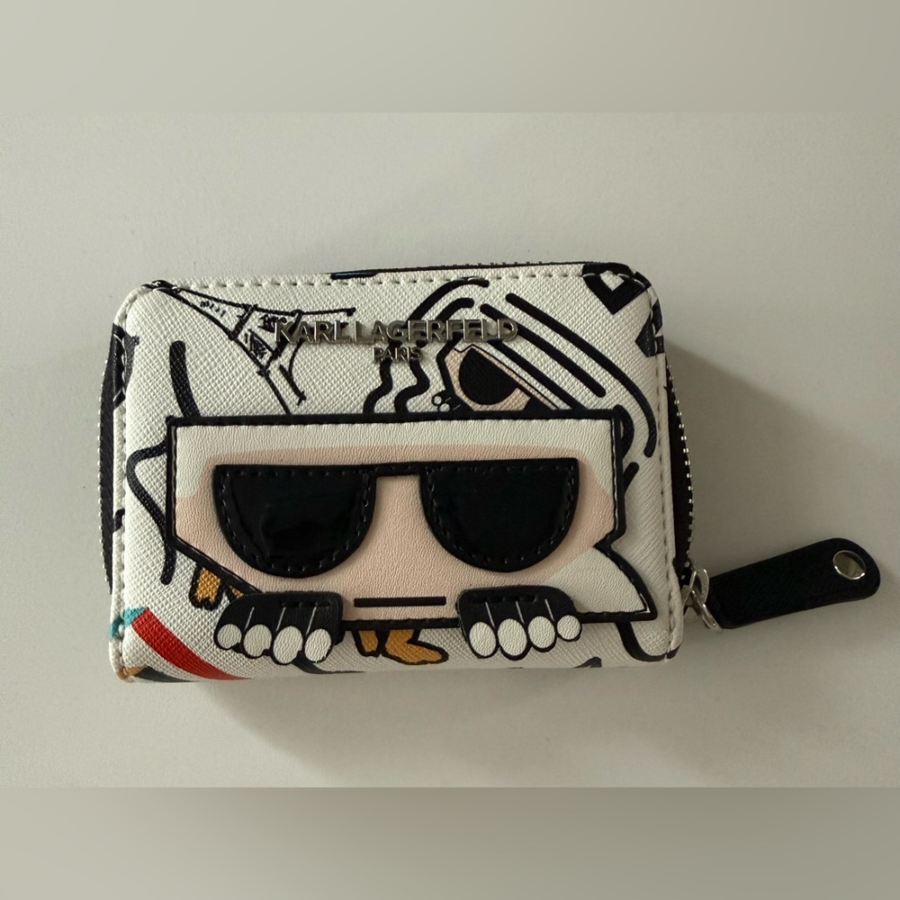 KARL LAGERFELD MAYBELLE SLG Womens Card Holder Small Zip Around Wallet White